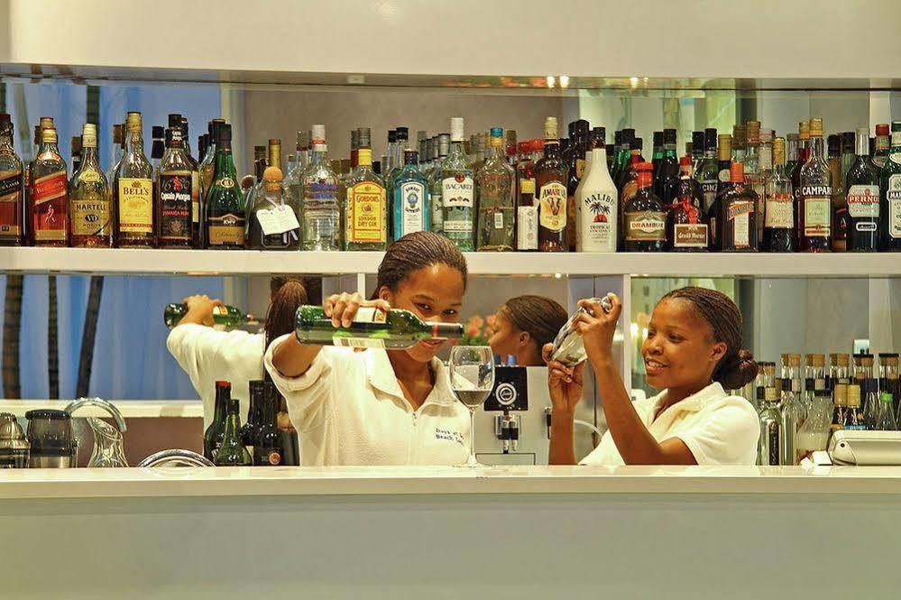Days At Sea Beach Lodge Trafalgar Extérieur photo