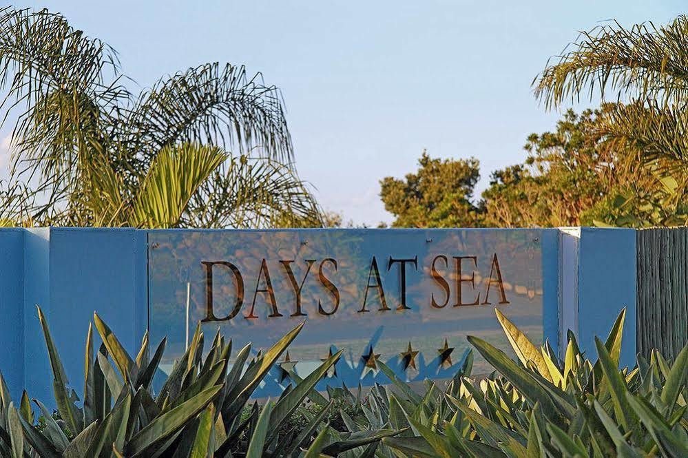 Days At Sea Beach Lodge Trafalgar Extérieur photo
