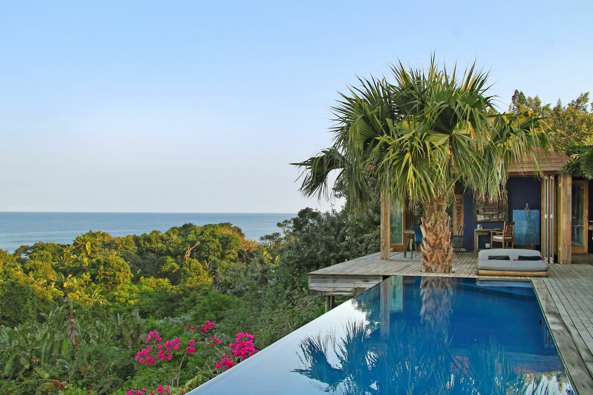 Days At Sea Beach Lodge Trafalgar Extérieur photo
